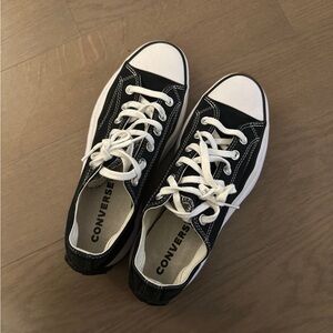 Converse Run Star Hike Black and White Athletic Shoes